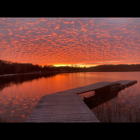 Hi I’m Jenn, welcome to my closet, feel free to make an offer! - Picture 1 of 1